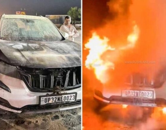 Mahindra XUV700 catches fire